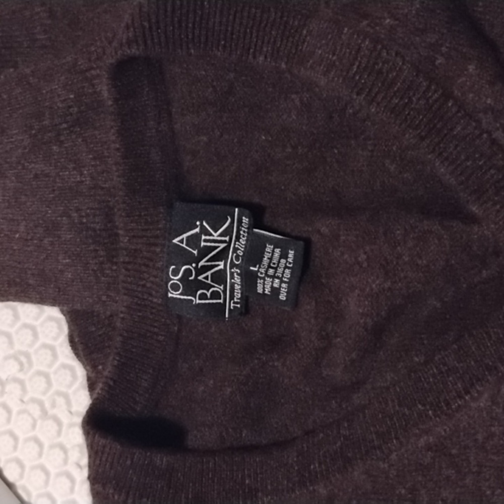 Jos. A. Bank Dark Chocolate Oversized Cashmere Long Sleeve Sweater - Picture 2 of 4